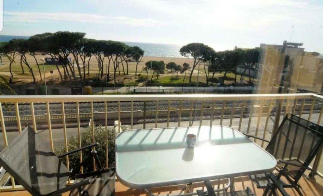 Apartamento Malgrat De Mar Exterior photo